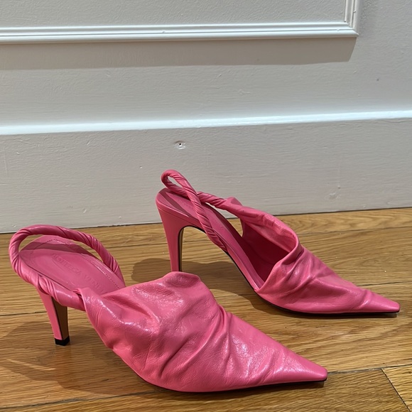 Bottega Veneta D’Orsay Pink Slingback Heels - Picture 8 of 8